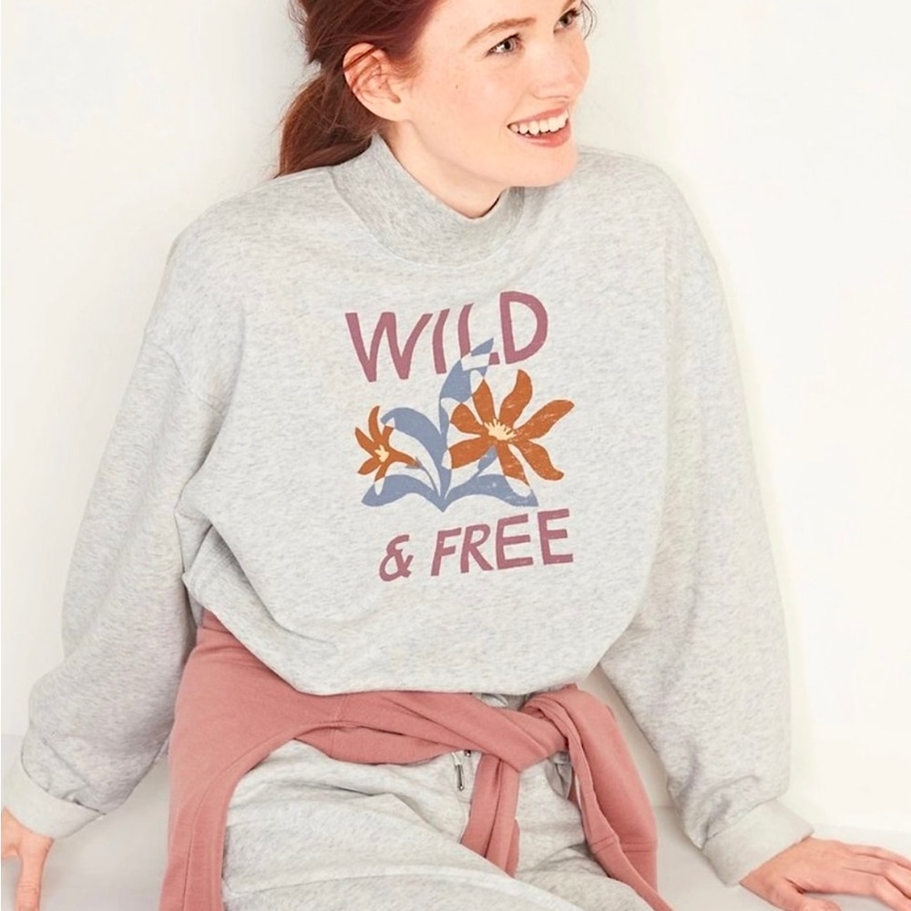 wild & free oversized mock neck grey graphic sweatshirt